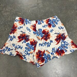 Free People White Floral frilly Shorts Red Blue Lettuce Edged Womens 4